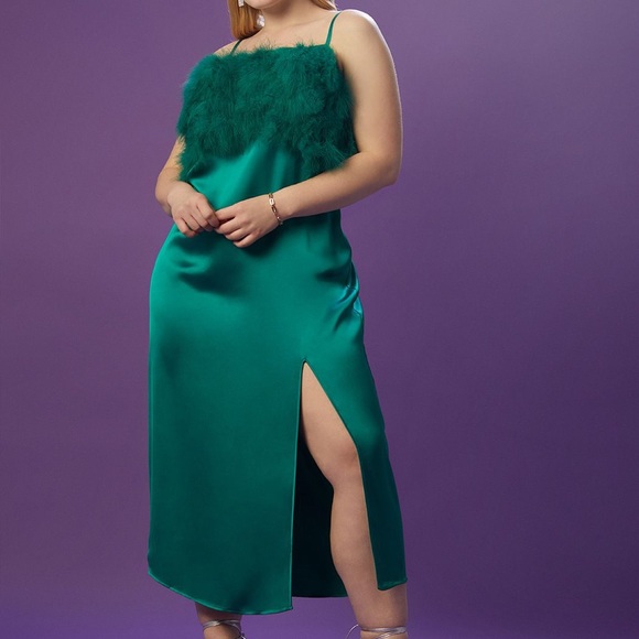 Eloquii Dresses & Skirts - Eloquii Green Feathered Slip Dress